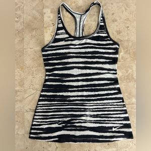 Nike Dri fit racer back slim‎ fit athletic running tank top women’s size S